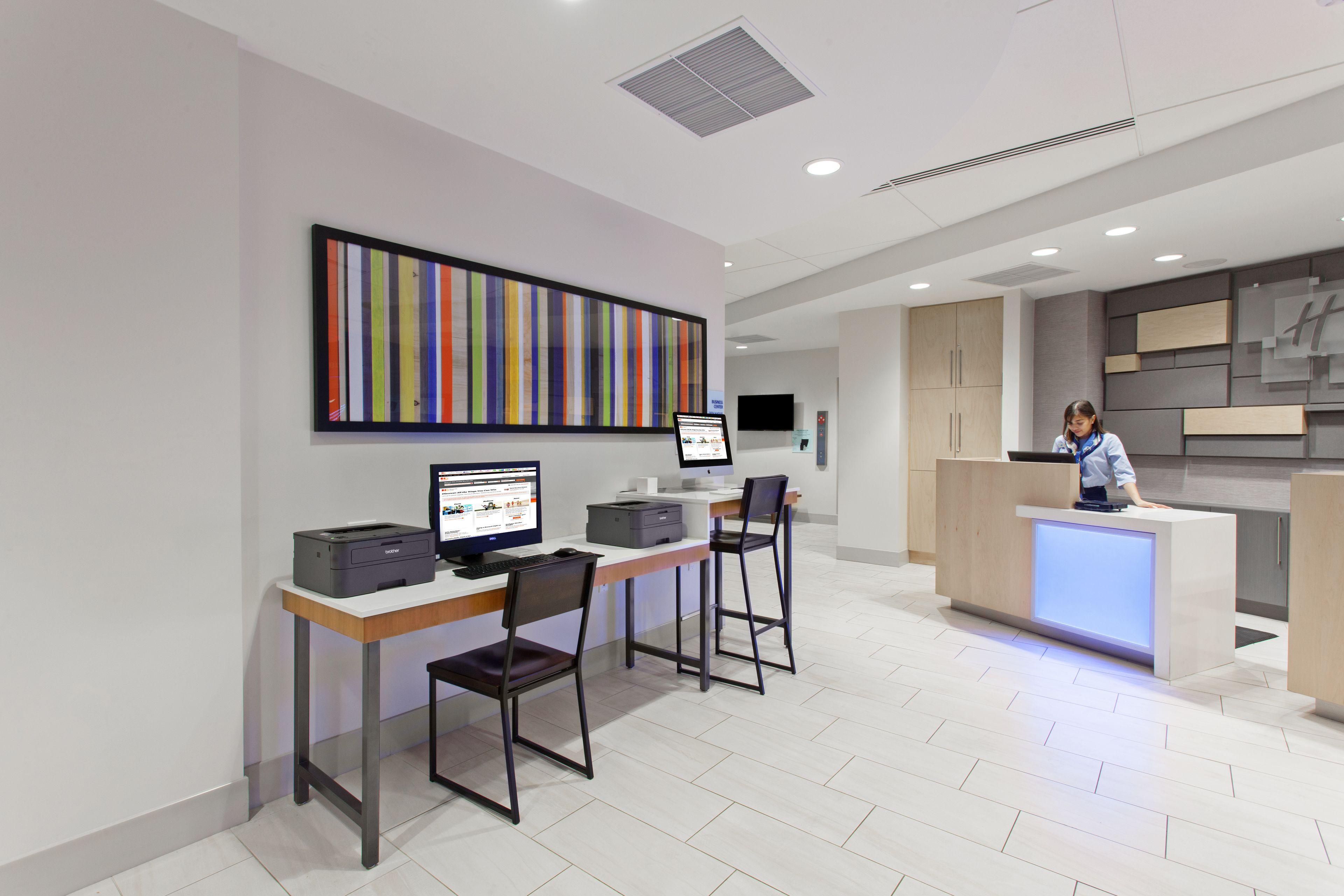 Holiday Inn Express West Los Angeles By Ihg — Photos 3